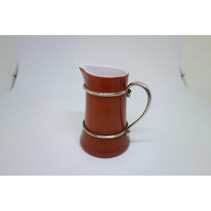 Petit pot à lait en opaline et argent, Orfèvre Parisien, vers 1920-25. – Image 2
