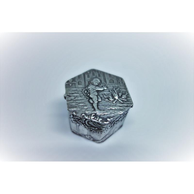 Petite boîte argent hexagonale