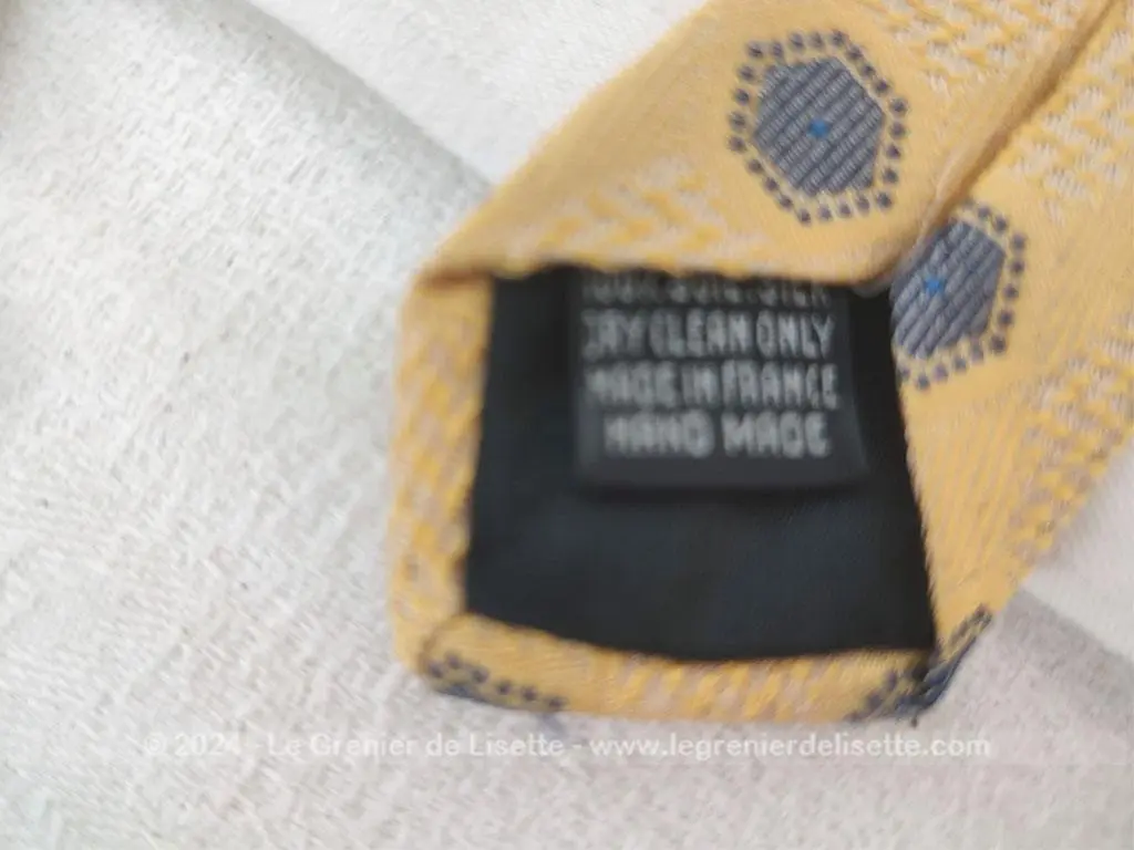 Belle cravate vintage Pierre Cardin soie tons jaune – Image 8
