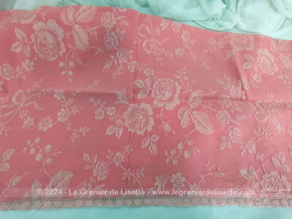 Tour de cheminée coutil matelas rose foncé – Image 3