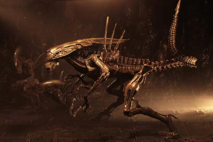 Alien Resurrection Alien Queen Ultra Deluxe Action Figure – Image 5